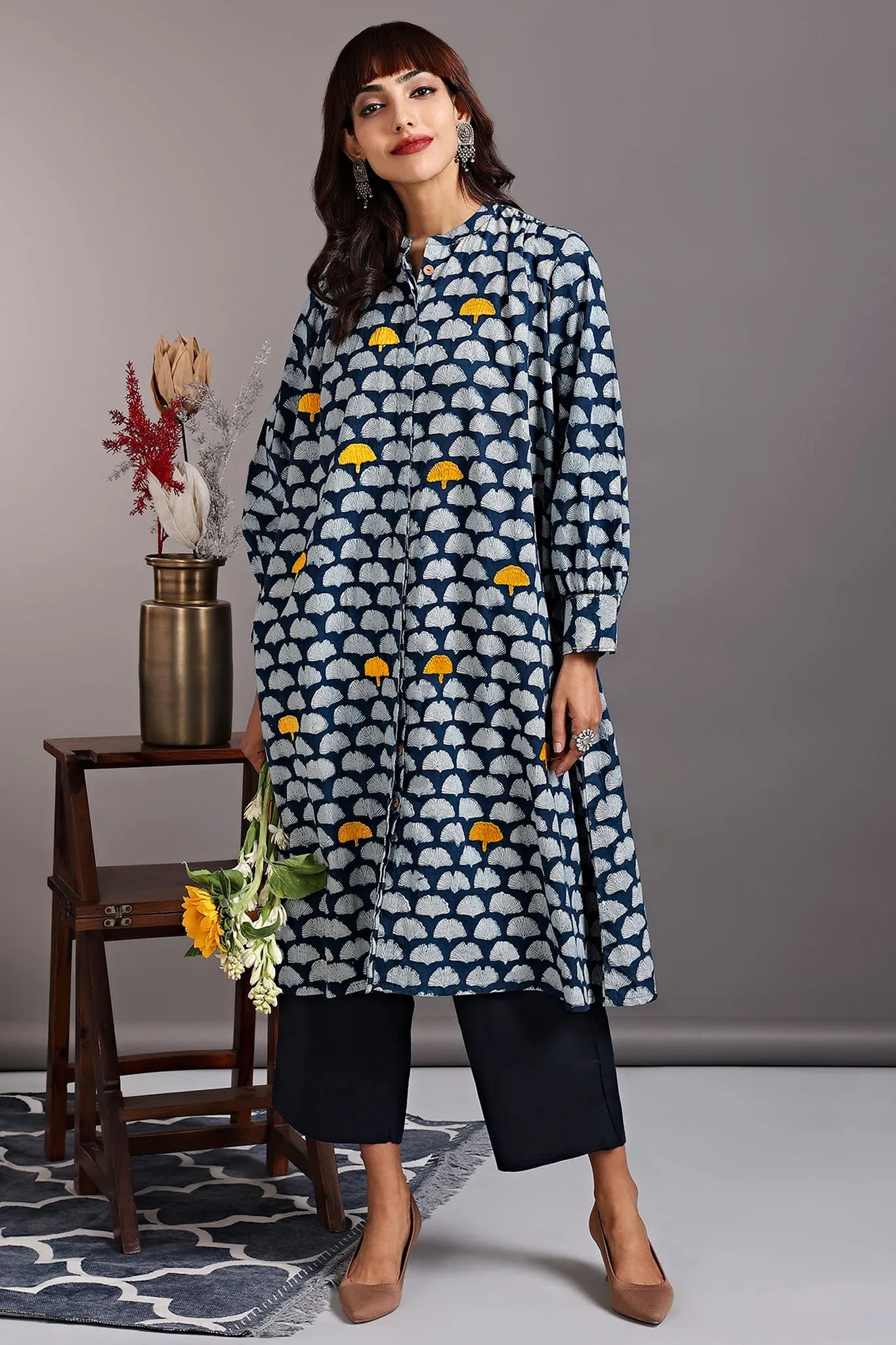 button down gather tunic - cosmopolitan sea & porcelain tulips