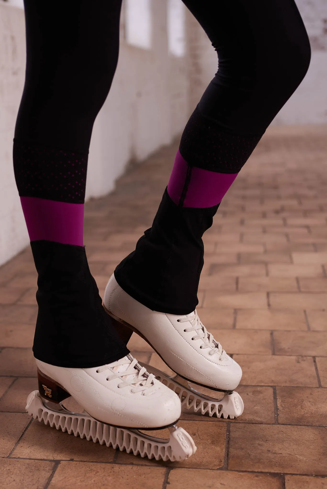 Desire Non-Slip Leggings in Berry