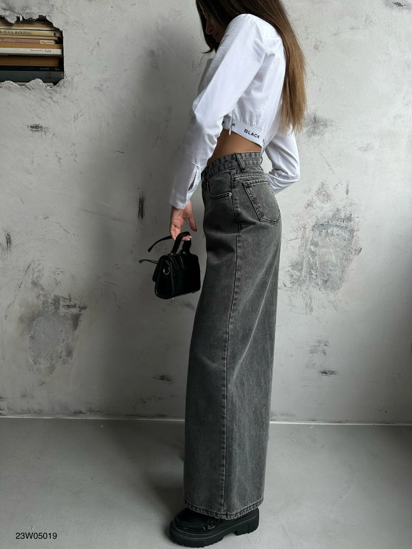 Extreme Wide Leg Jeans