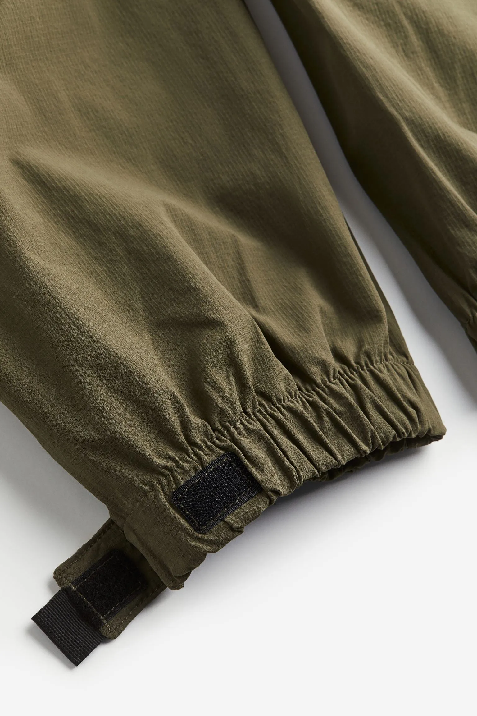 H&M Relaxed Fit Nylon Cargo Pants, Khaki