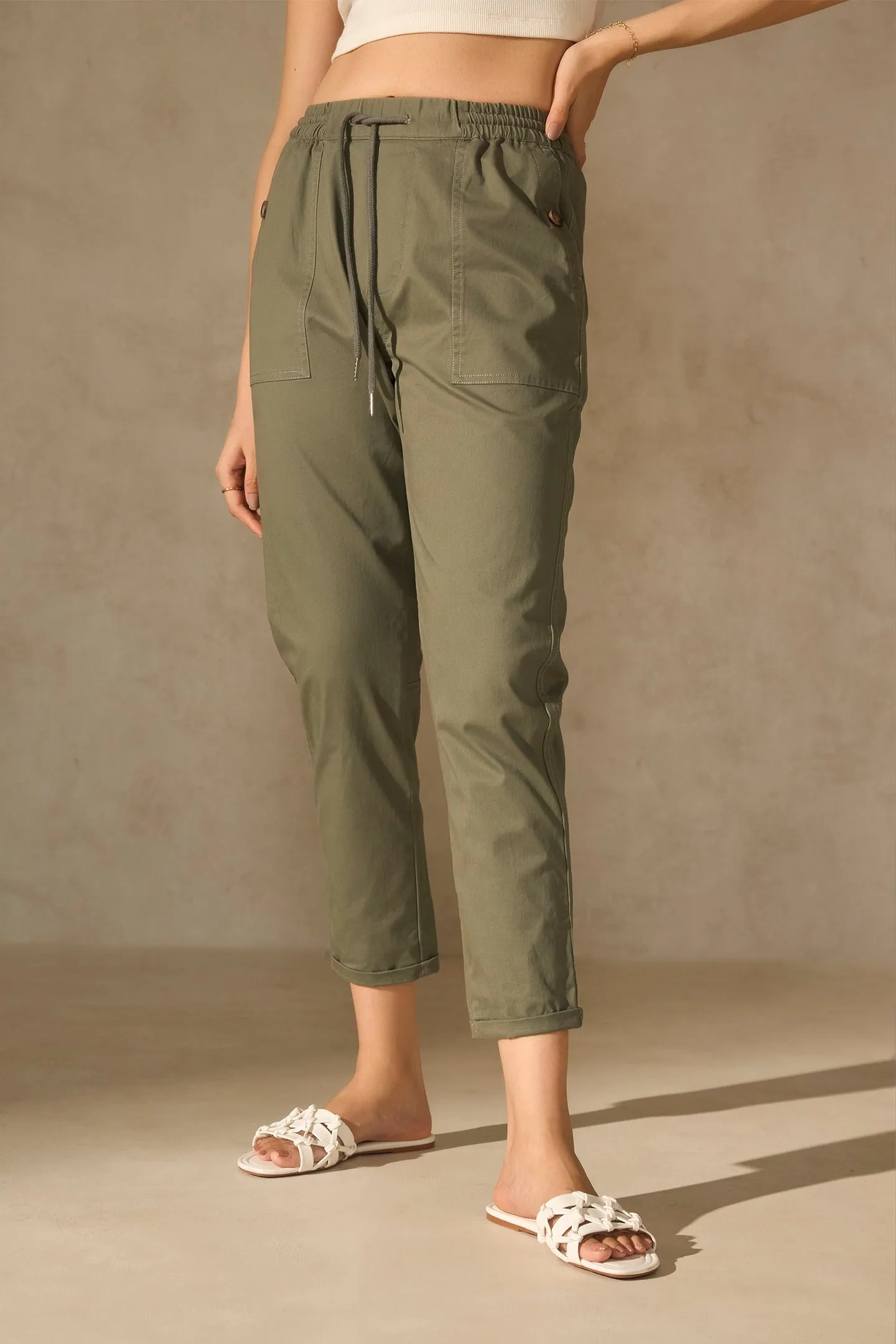 Kaela|Versatile Olive Trousers