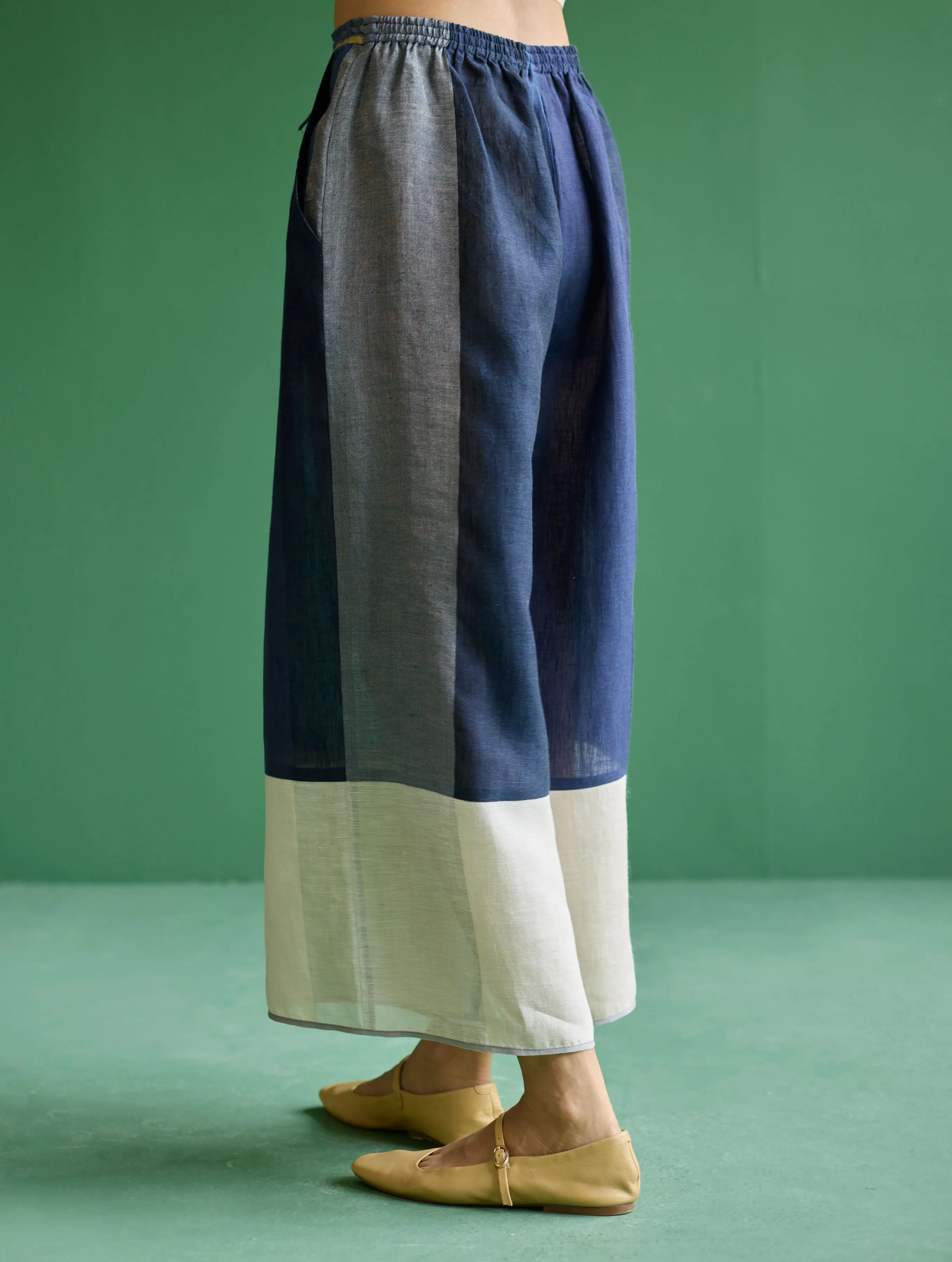 Risa Color-Blocked Kurta Set - Navy